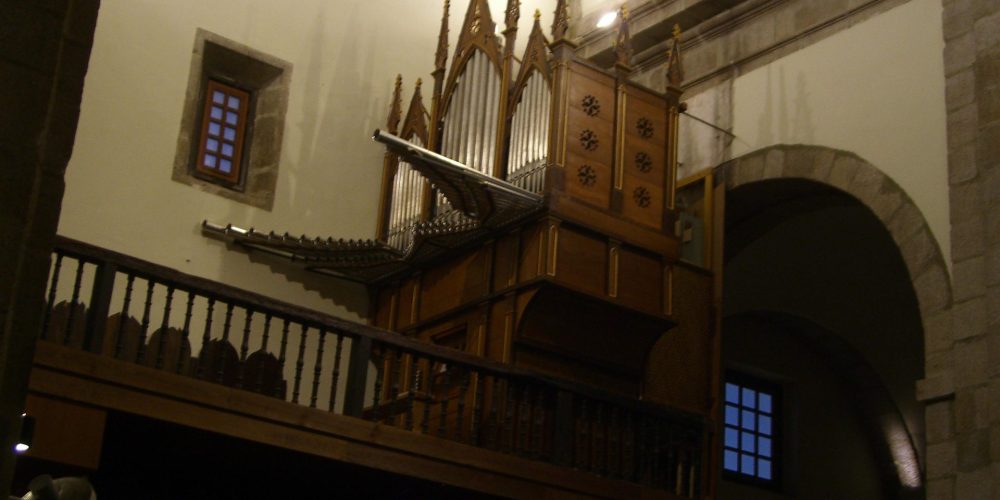 Órgano de la Parroquia de San Martin de Tours, San Martin de Valdeiglesias (Madrid)