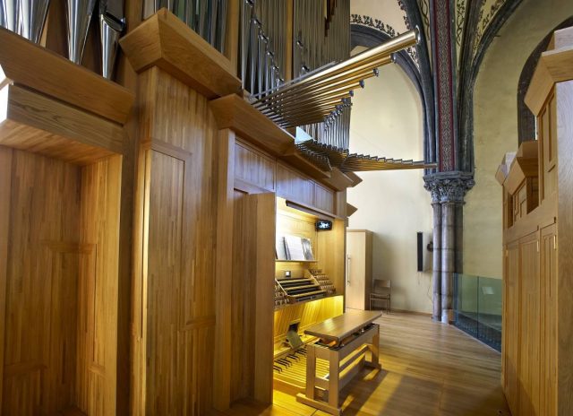 Órgano de la Iglesia Vieja de Sabugo, lateral