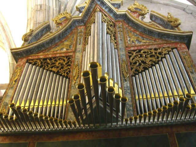 Órgano de la Iglesia Matriz de Torre de Moncorvo (Portugal)