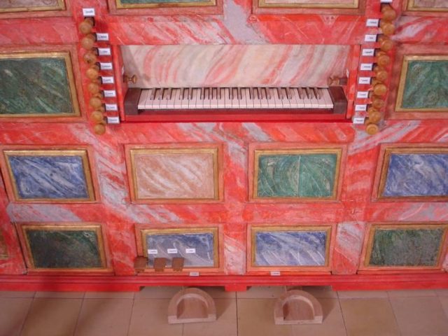 Órgano de Santa María del Castillo, Olmedo, detalle