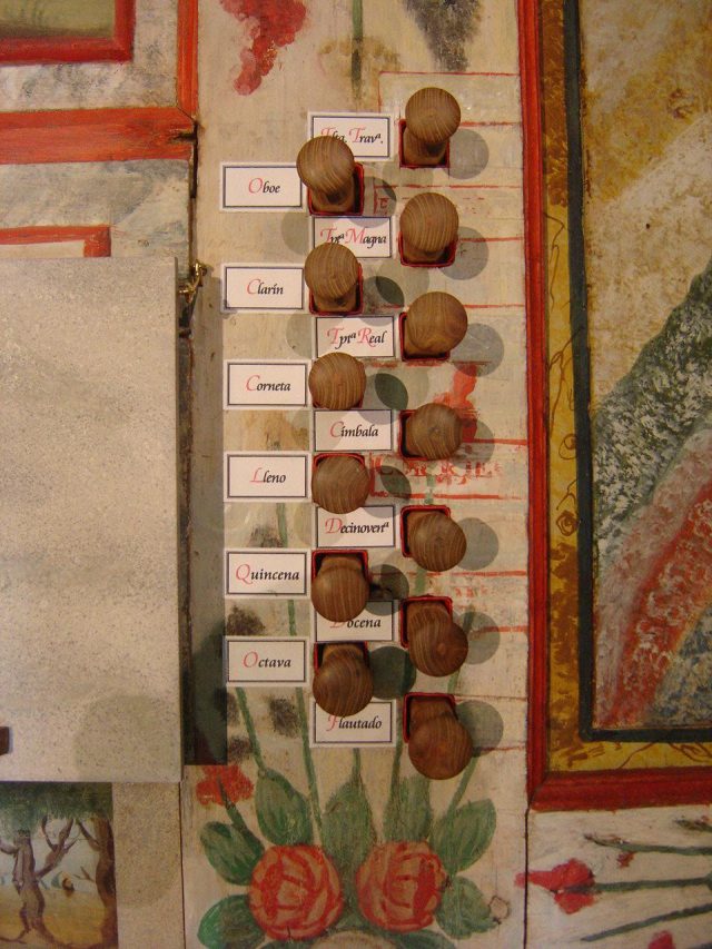 Órgano de la Iglesia de San Martín, Cevico de la Torre, detalle 1